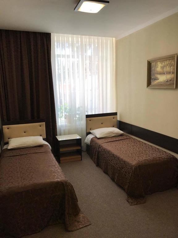 Central Hotel ソロカ エクステリア 写真